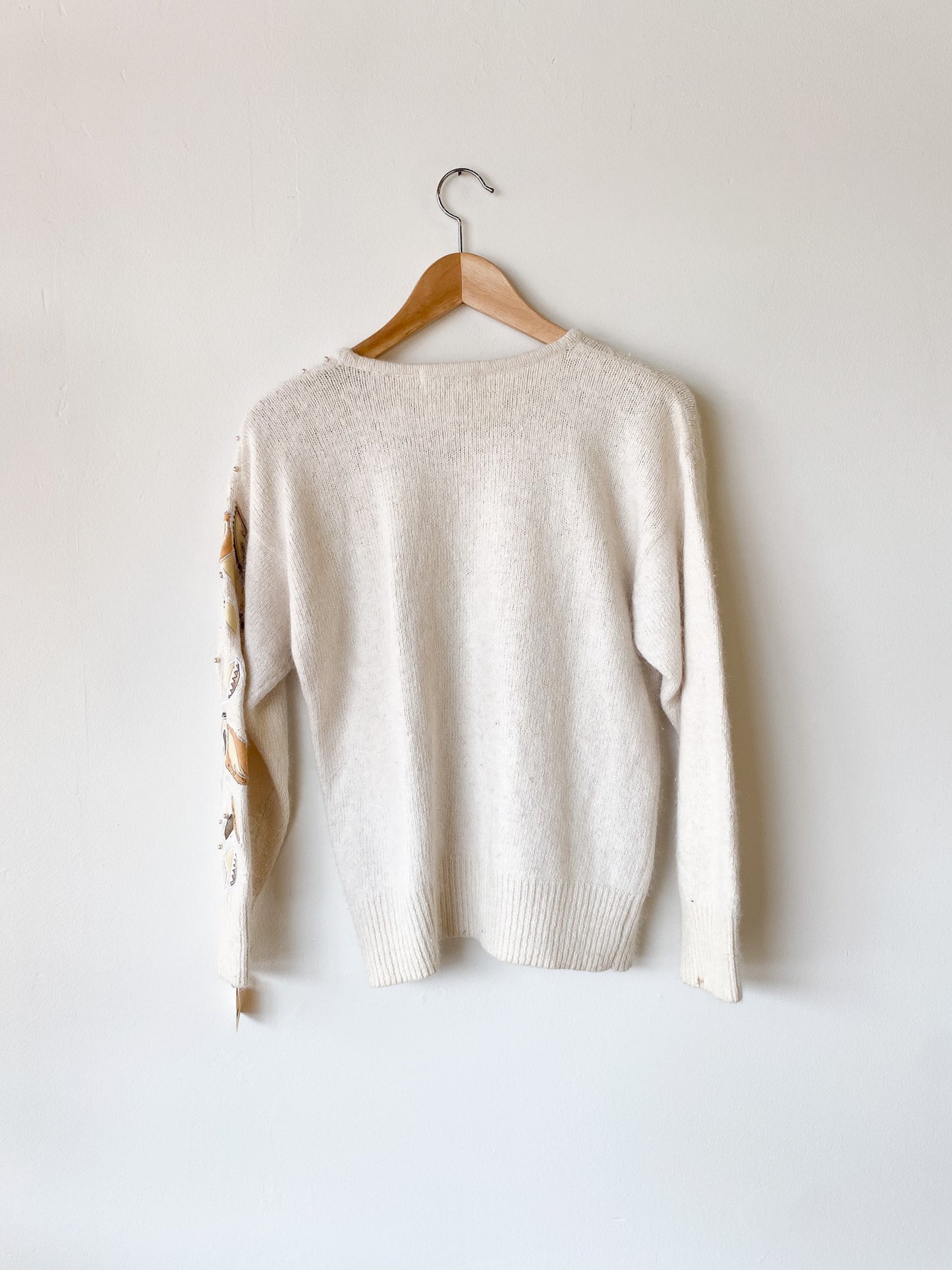 VINTAGE JARROD'S WHITE EMBELLISHED SWEATER