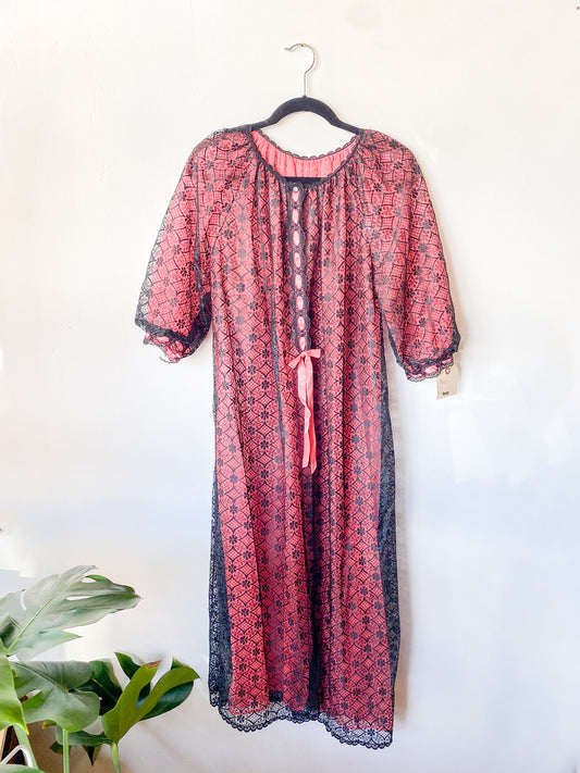 VINTAGE 1960'S LACE  ROBE