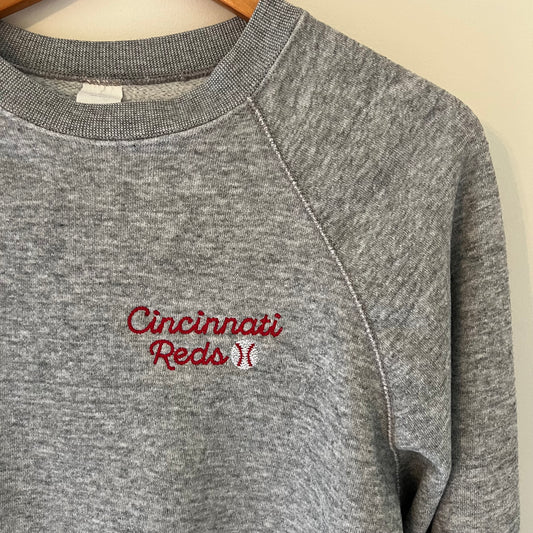 TOLD YA SEW "CINCINNATI REDS" EMBROIDERED VINTAGE SWEATSHIRT