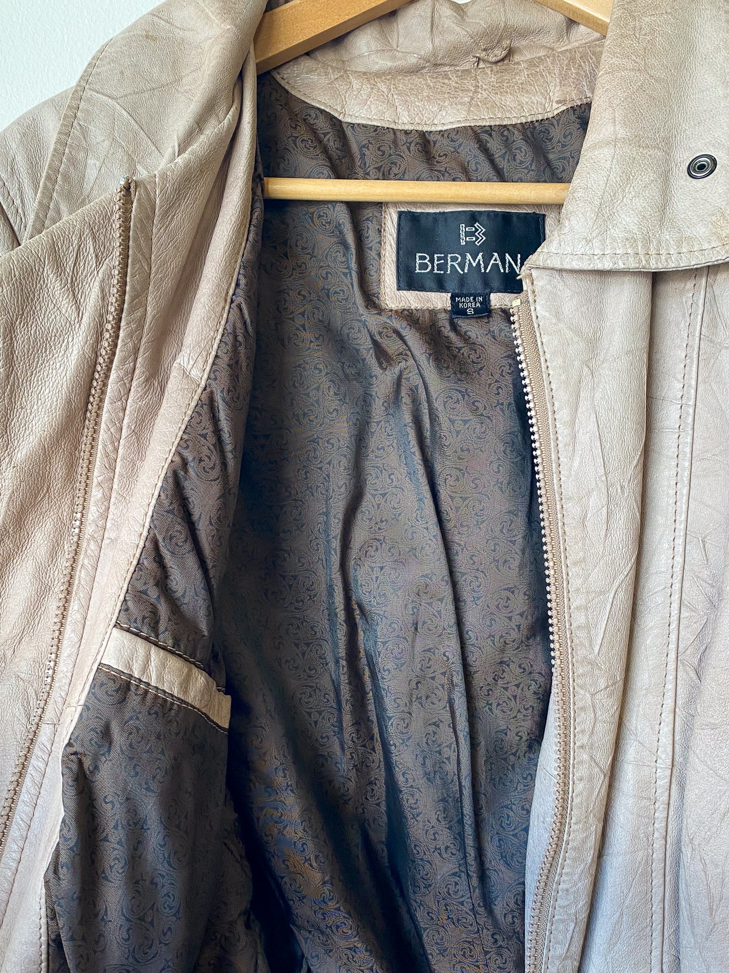 VINTAGE BERMANS 80'S LEATHER BOMBER JACKET