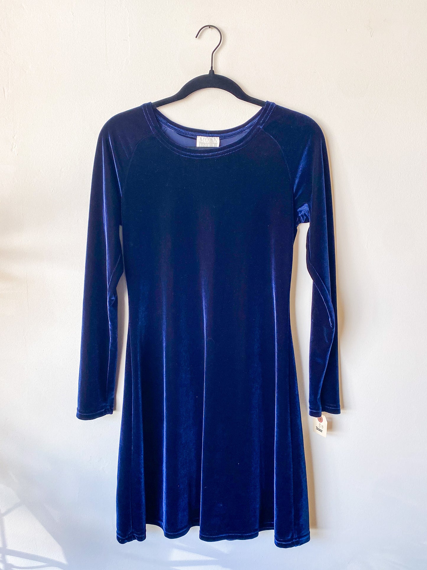 VINTAGE MODA INTL BLUE VELVET MINI DRESS