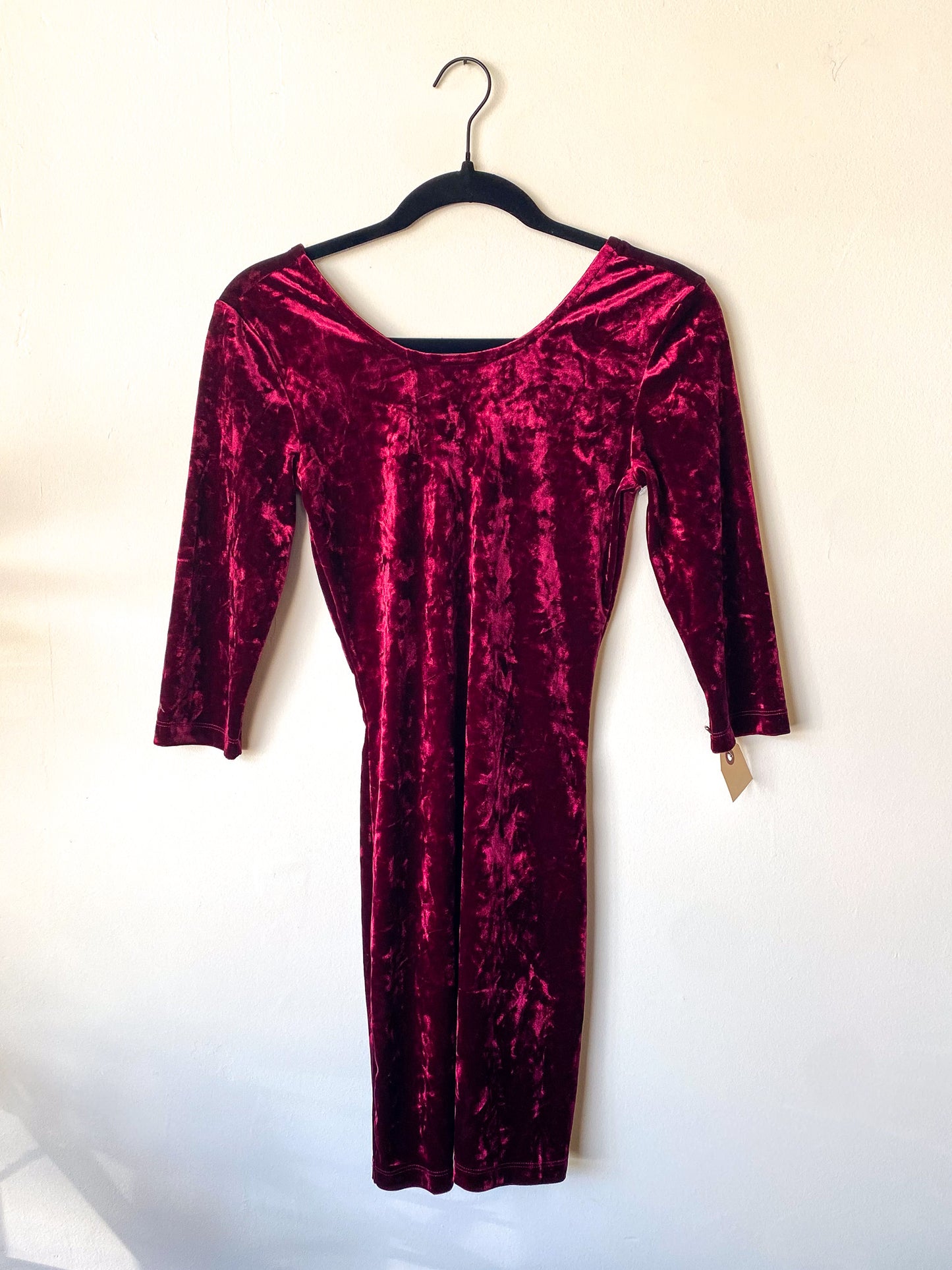 FOREVER 21 CRUSHED VELVET MAROON BODYCON MINI Dress