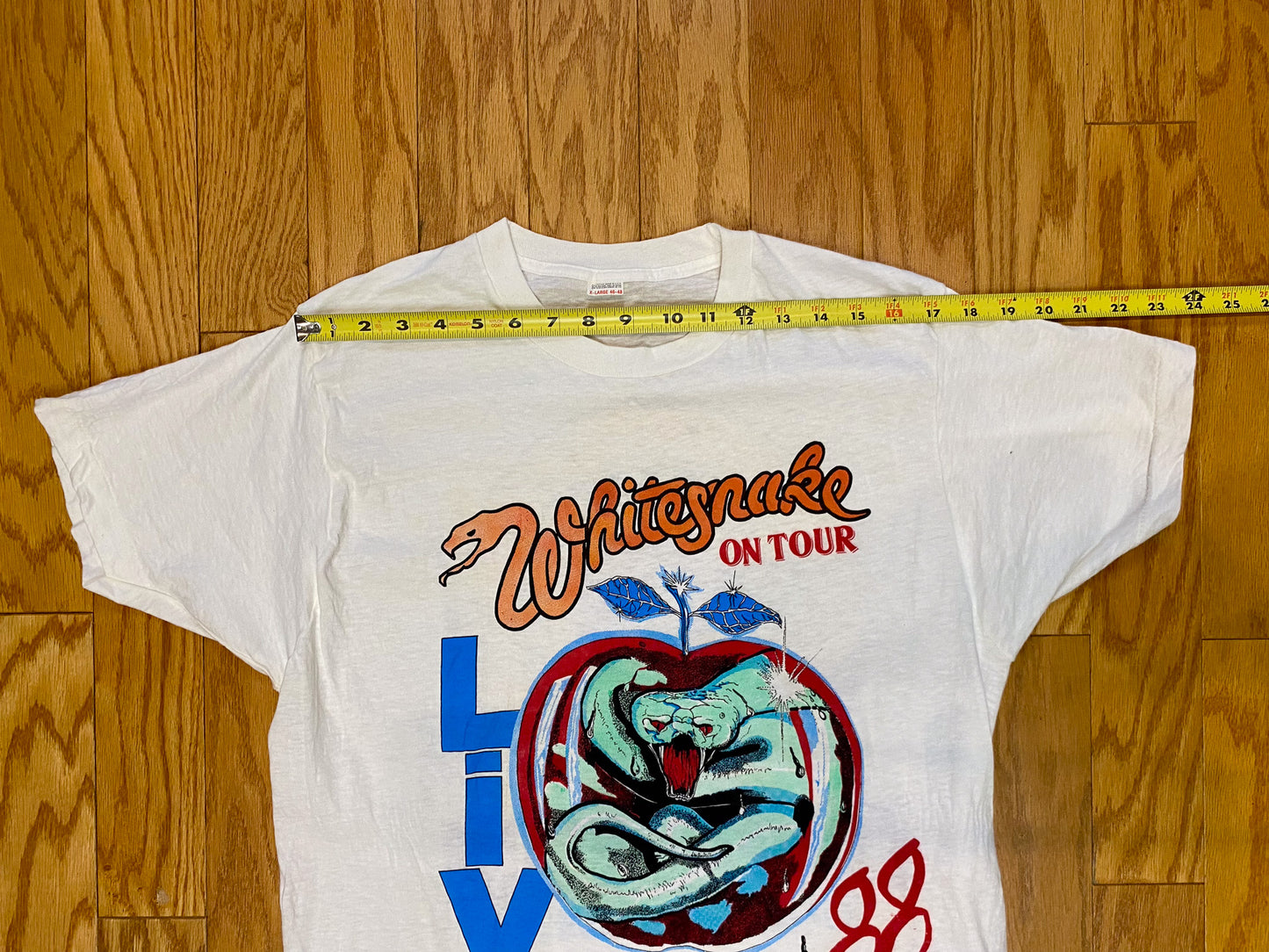 WHITESNAKE VINTAGE DEADSTOCK 1988 IS THIS LOVE TOUR TEE