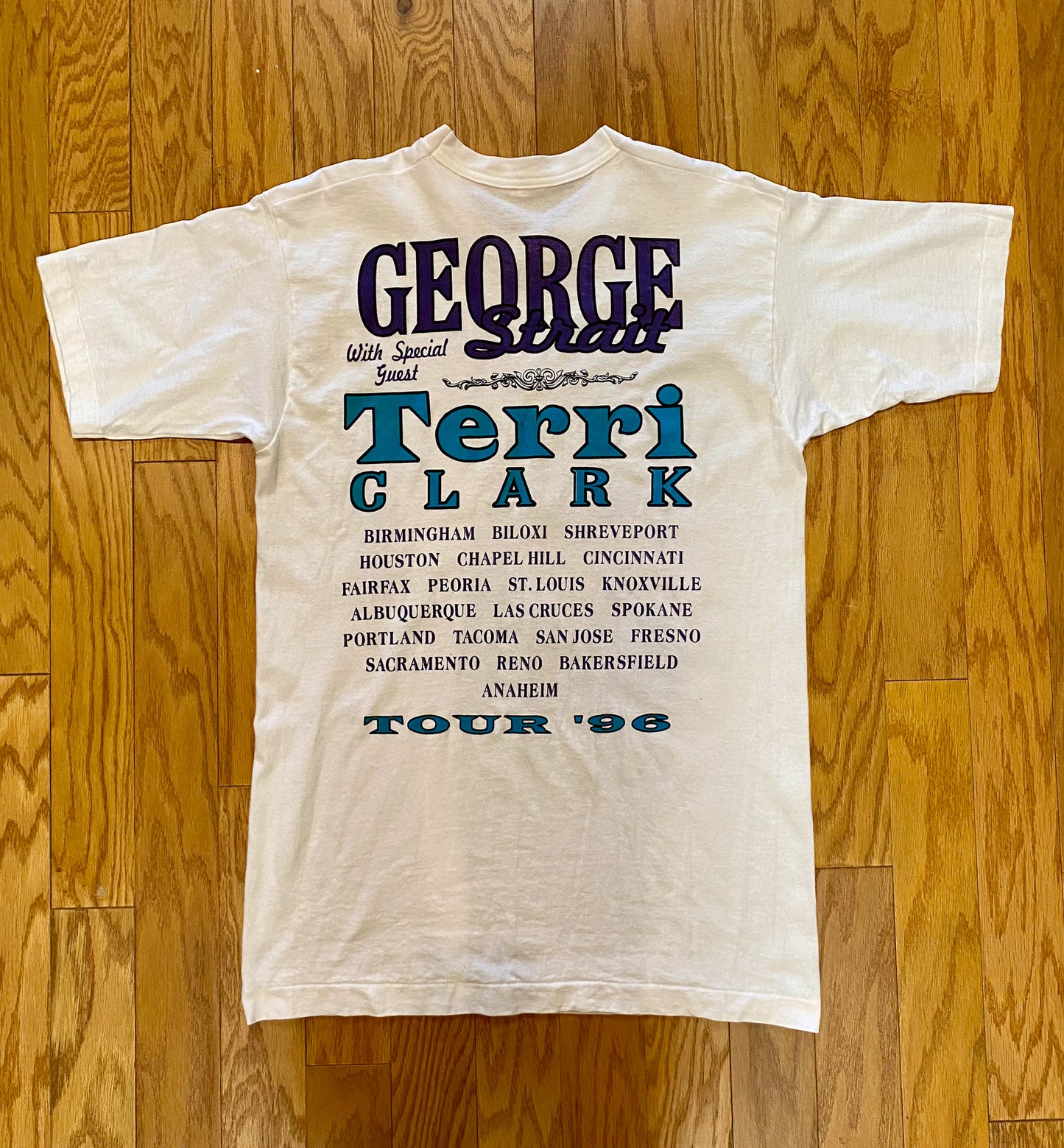 GEORGE STRAIT 1996 STRAIT ON TOUR VINTAGE DEADSTOCK TEE