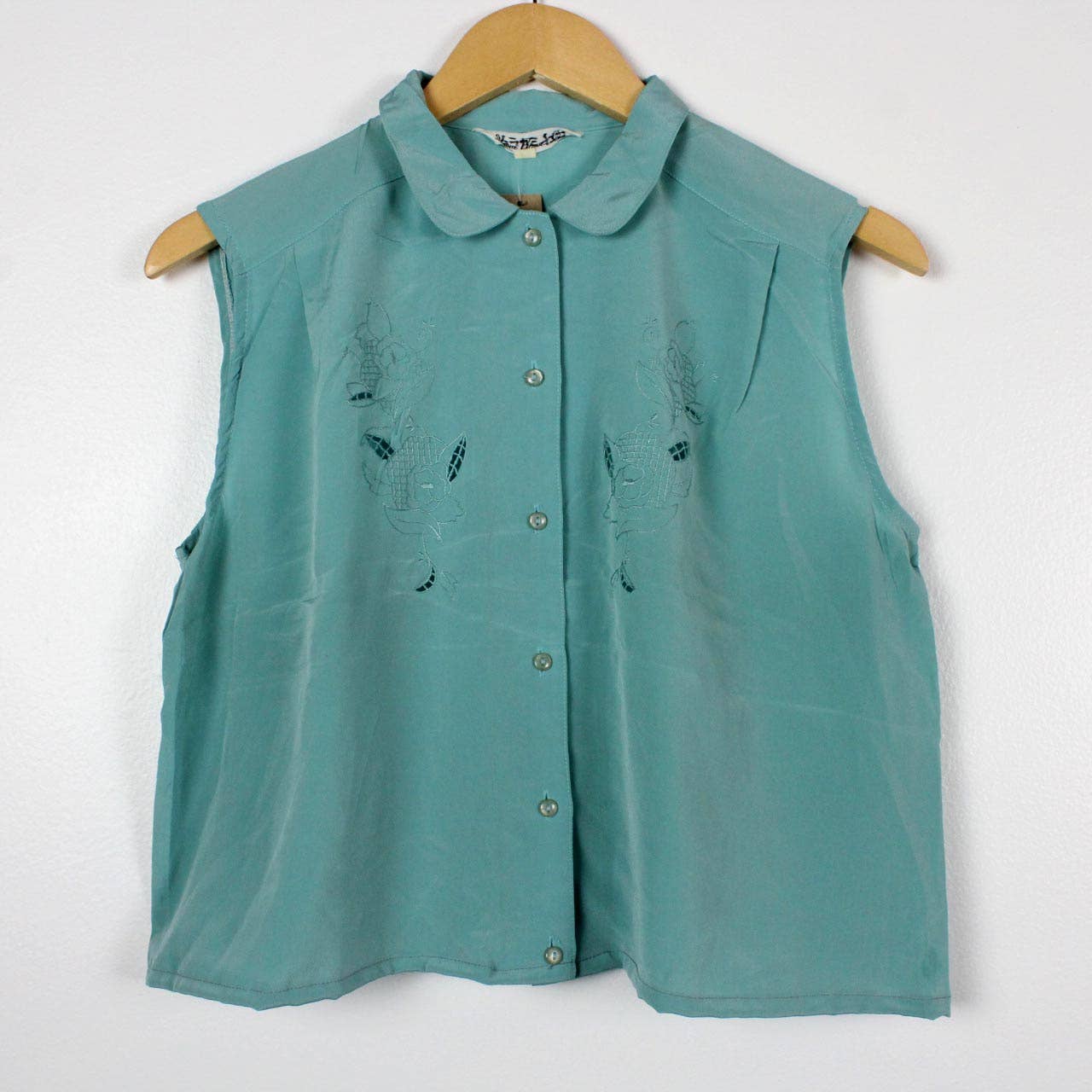 Reworked Vintage Sleeveless Button Up Blouse - Cropped