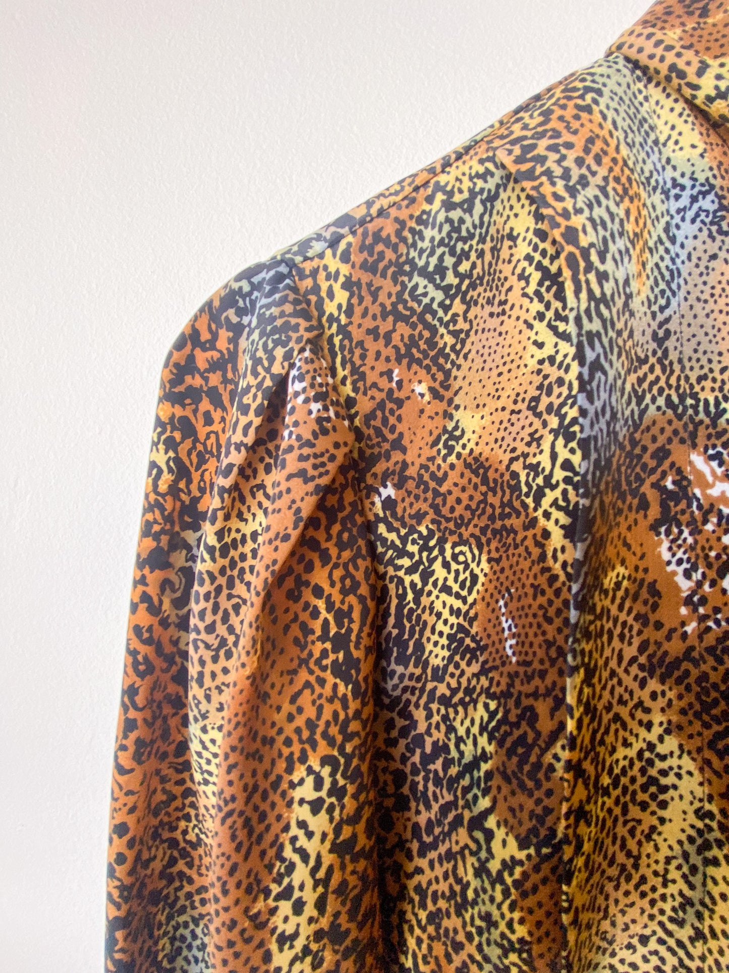 VINTAGE NICOLA 80'S ANIMAL PRINT BLOUSE